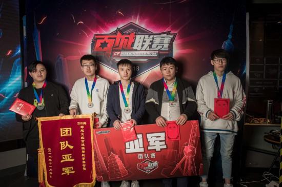 匿名来源向理查德·刘易斯透露了关于 Astralis 的更多细节；